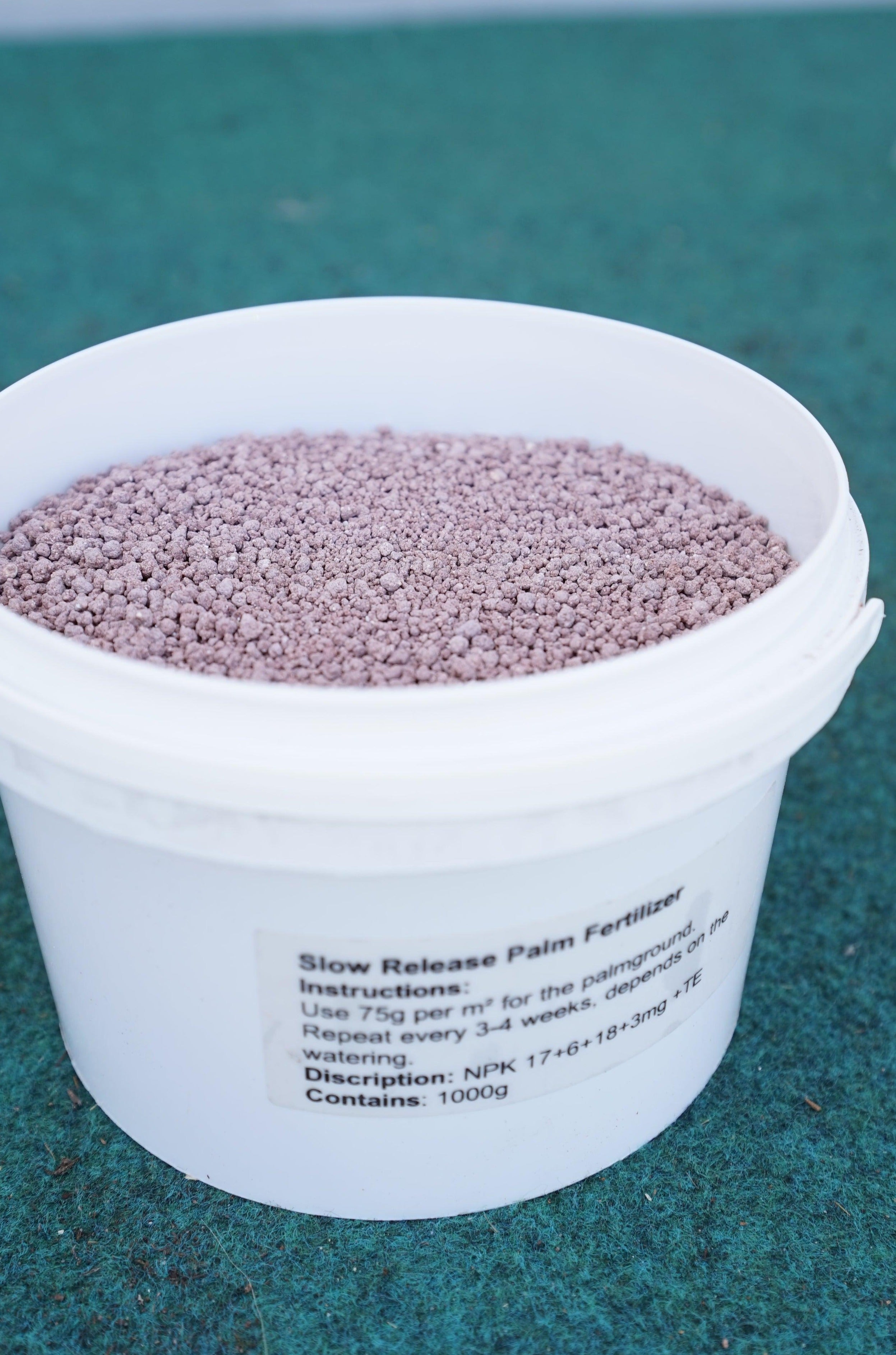 Langsam Löslicher Palmendünger - 1kg Eimer - Image