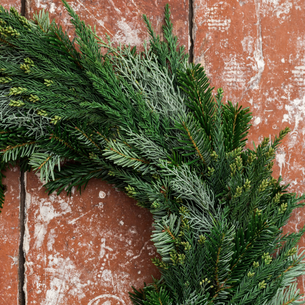 Nobilis-Dekoranz - Adventskranz aus Tannenzweigen